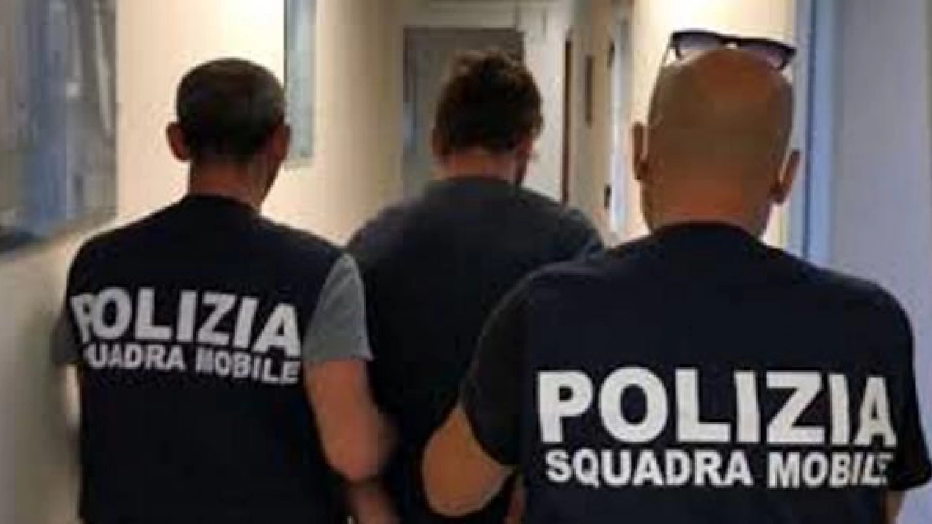 Rapina pluriaggravata a Napoli, vittime due minori. Rintracciato e arrestato ad Isernia uno degli autori